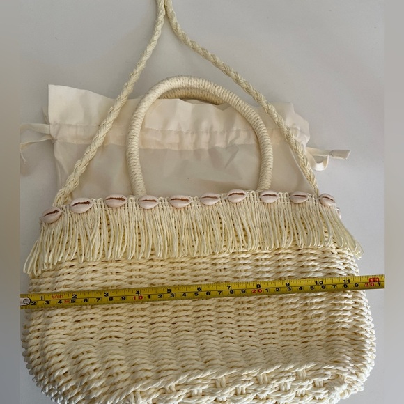 WOVEN Shell Fringe Detail Cross Body Bag Drawstring Closure Boho Vacation Chic - Picture 13 of 16